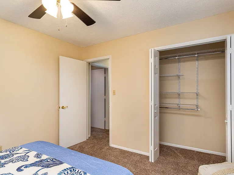 1500 Seminole Dr — Photo 14