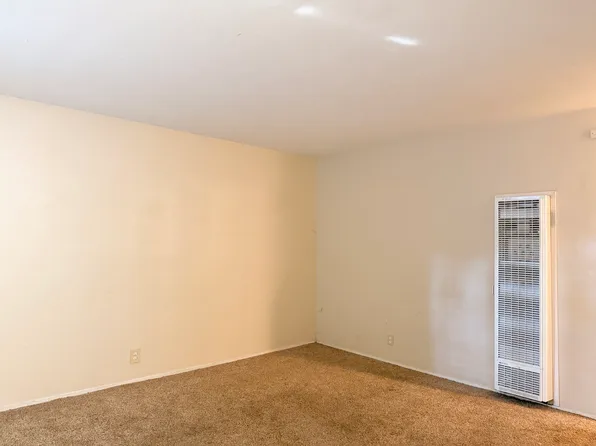 317 Pleasant St #A, Roseville, CA 95678