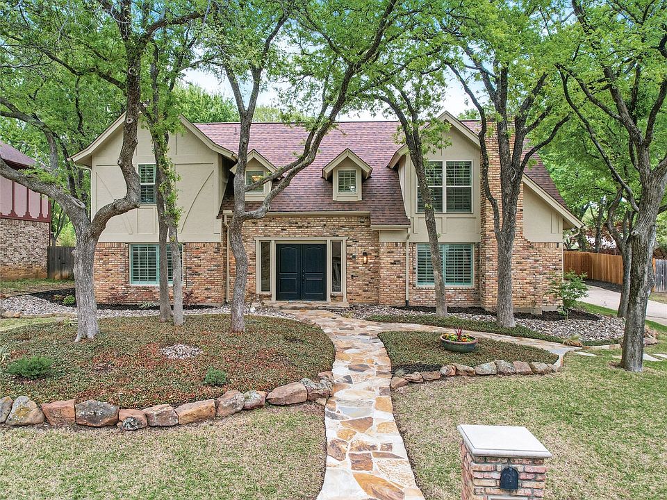 1st image of 2811 Marquis Cir E