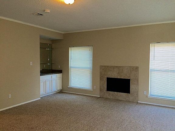 4th image of 1610 Rushworth Dr