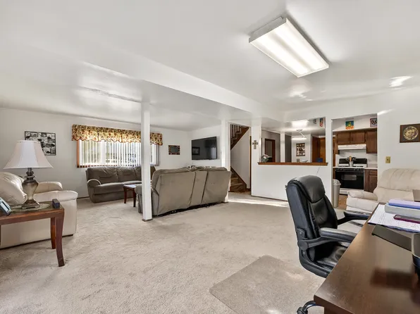 211 Woehrle Avenue image 21 of 37