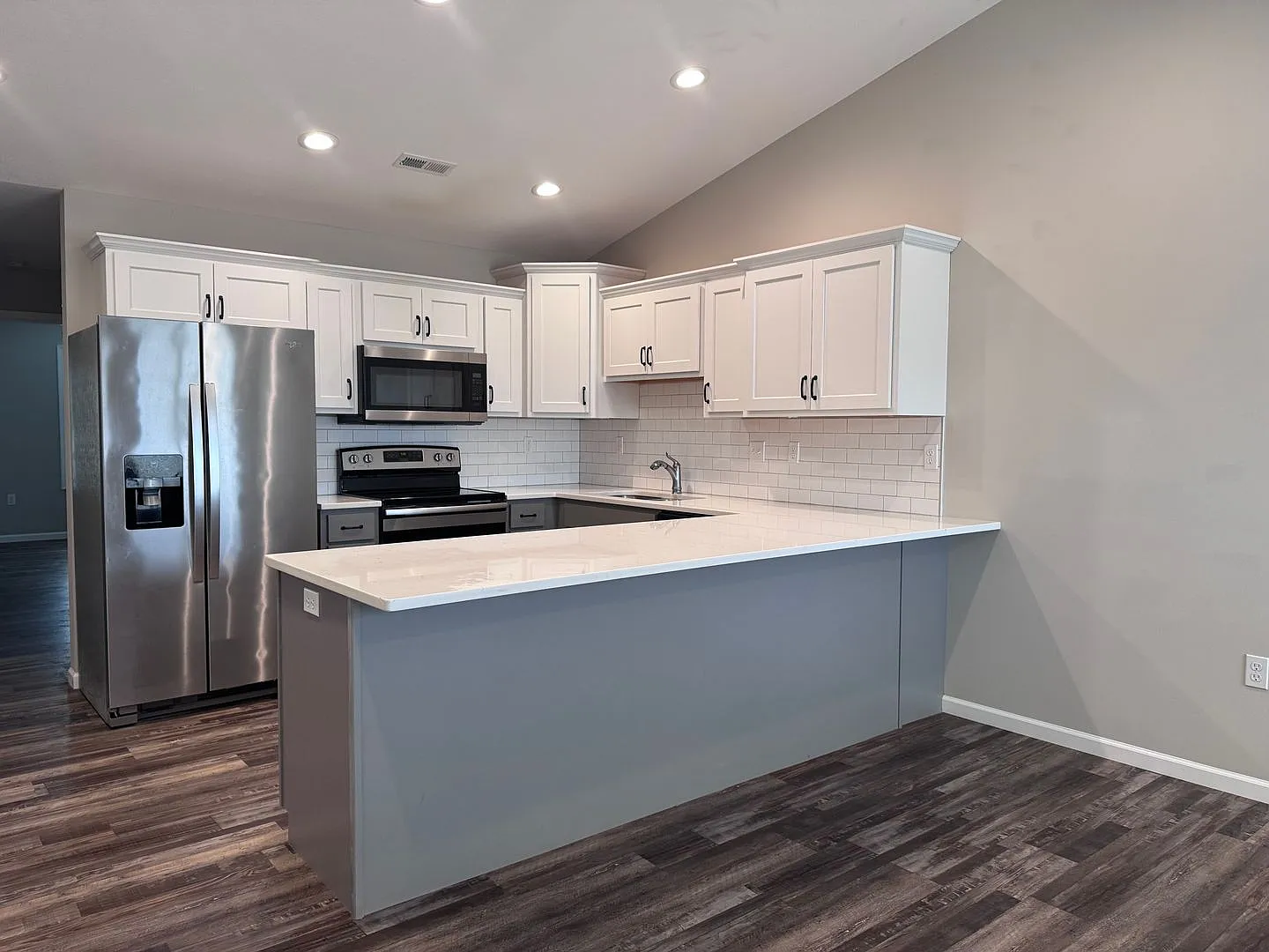 New Construction — Photo 3