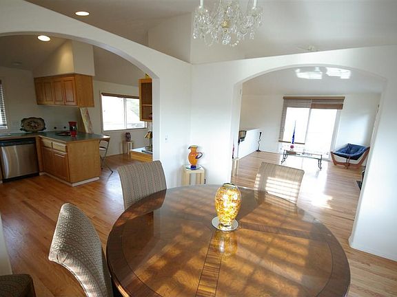 Room to Entertain Guests