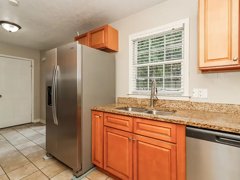 155 Sunny Ln — Photo 9
