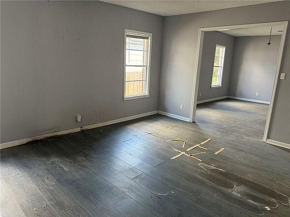 2nd image of 753 Charles St