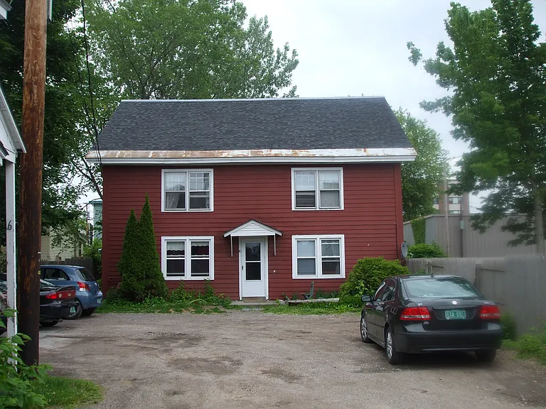 16 Park St #2 — Photo 1