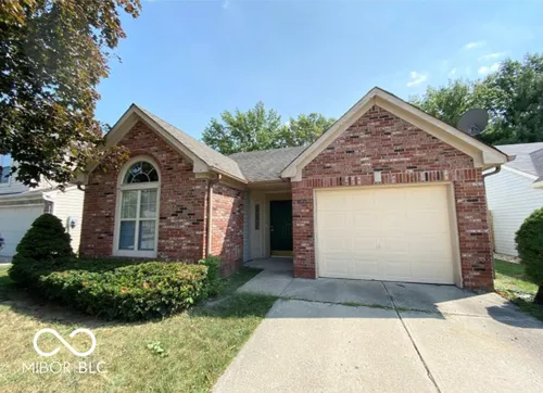 4967 Peony Pl Photo 1