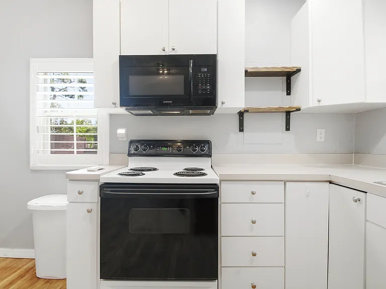 163 W Klosterman Rd — Photo 9
