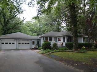 695 Horton Rd, Muskegon, MI 49445