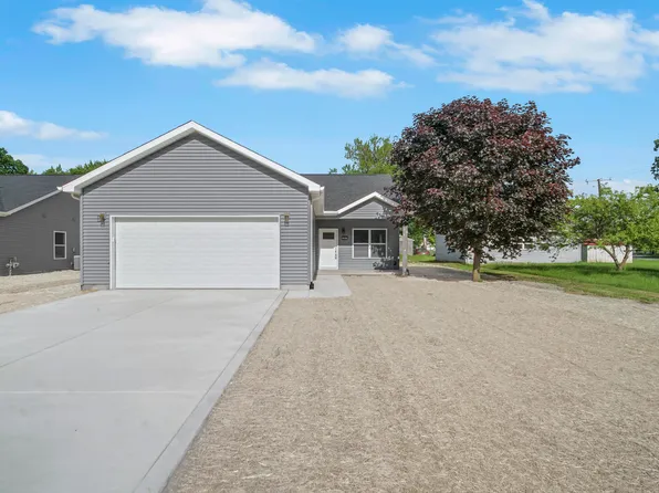 2865 Benton St, Lake Station, IN 46405