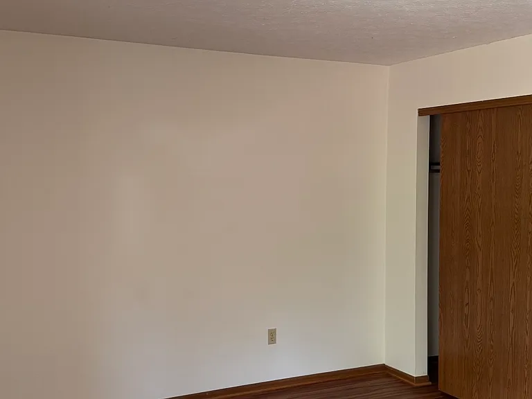 1387 Orchard Park Dr — Photo 5