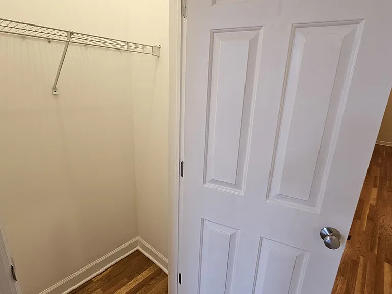 509 N Hartland Ct #2N — Photo 4