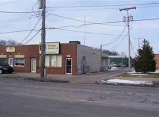 110 W Main St, Griffith, IN 46319