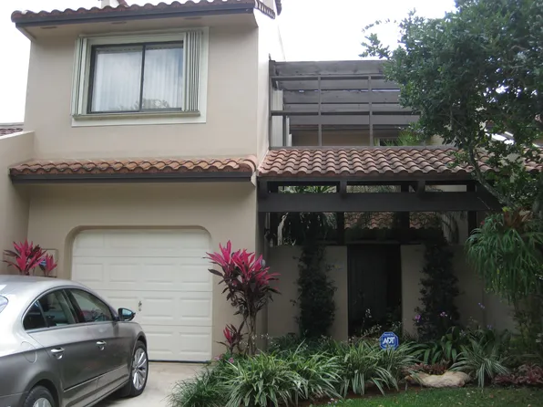 9809 Costa Del Sol Blvd #102, Doral, FL 33178