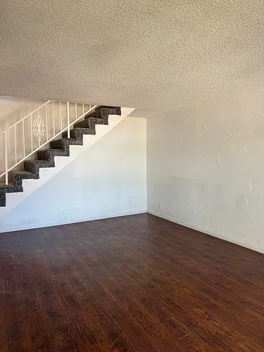 6624 Woodley Ave #205 Photo 1