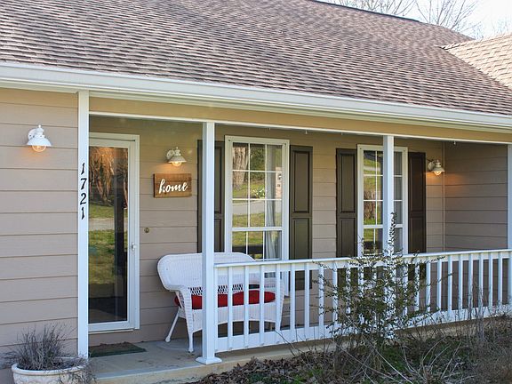 3rd image of 1721 Wynrush Cir