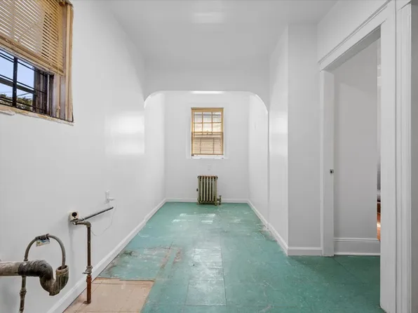 147-44 84th Drive image 8 of 34