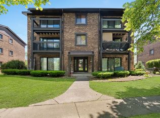 15128 Quail Hollow Dr APT 1S, Orland Park, IL 60462