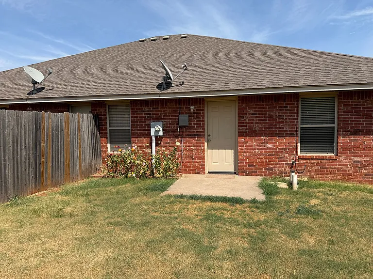 3517 Galatian Way — Photo 49