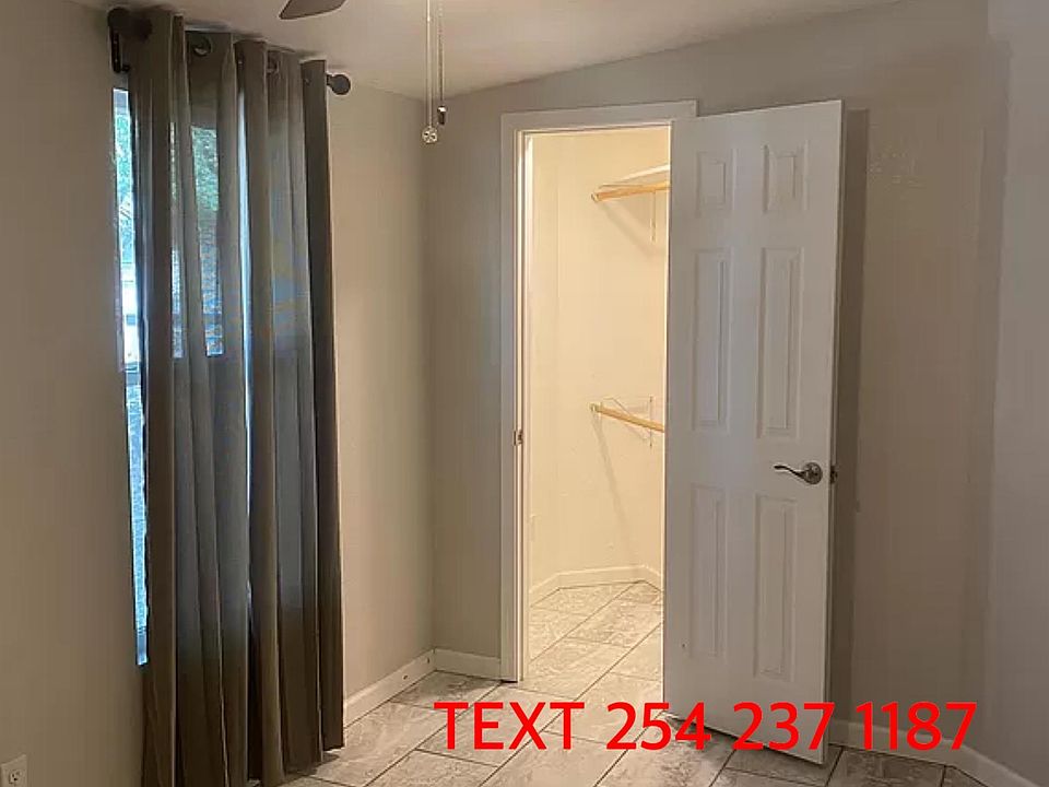 2nd image of 305 Robin Rd
