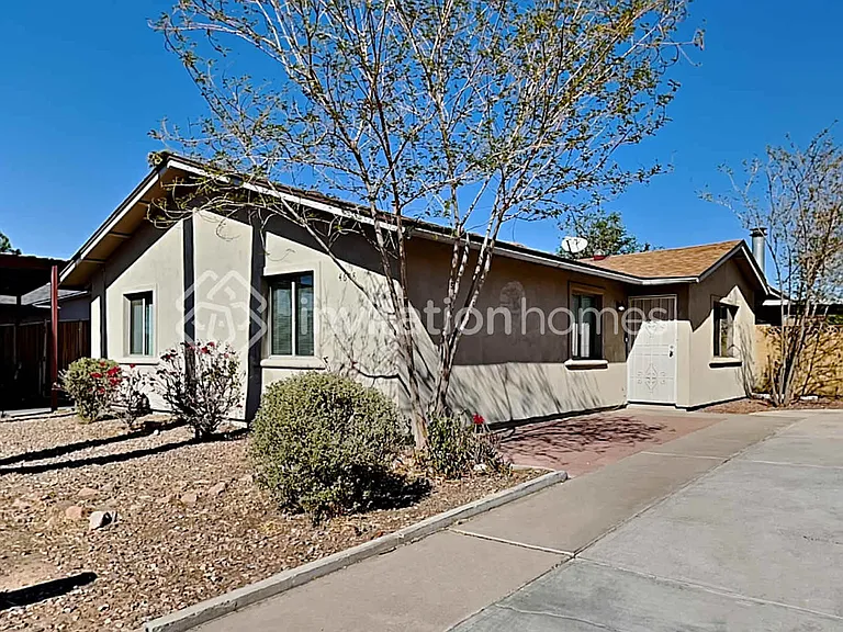 4648 E Wayland Rd — Photo 1