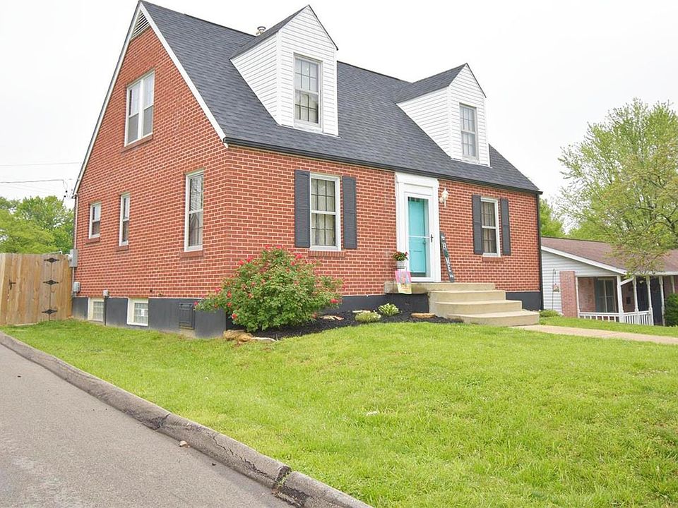 2nd image of 949 S 2nd St