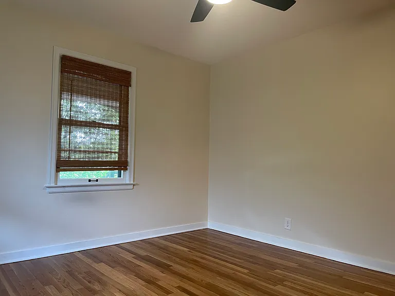 608 Chapman St — Photo 12