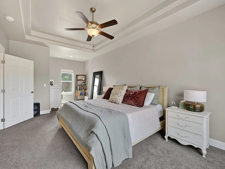 62879 NE Nolan St — Photo 15