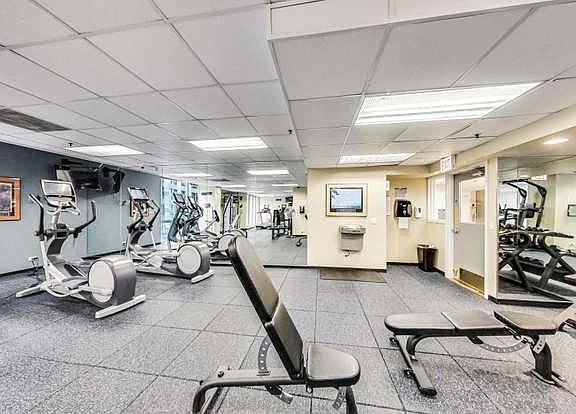 2nd image of 200 N Dearborn St Unit 1602