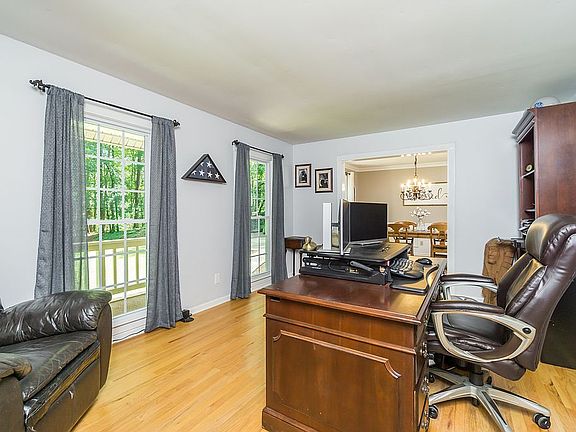 5th image of 345 Waverly Hall Cir