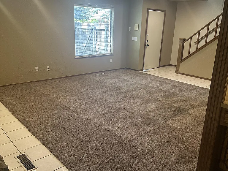 3612 N Drexel Blvd — Photo 15