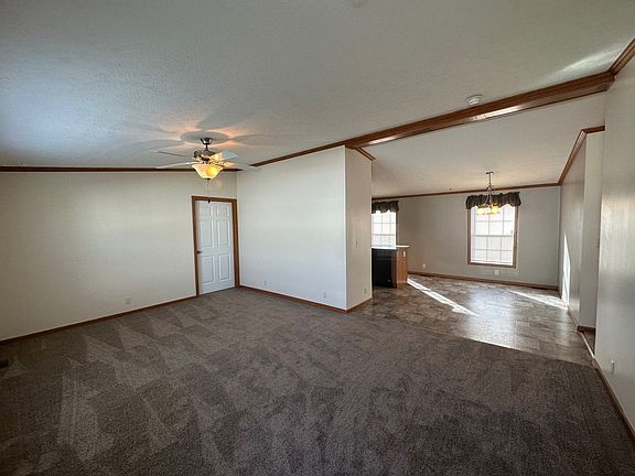 4th image of 9800 Bloomsbury Cir #425