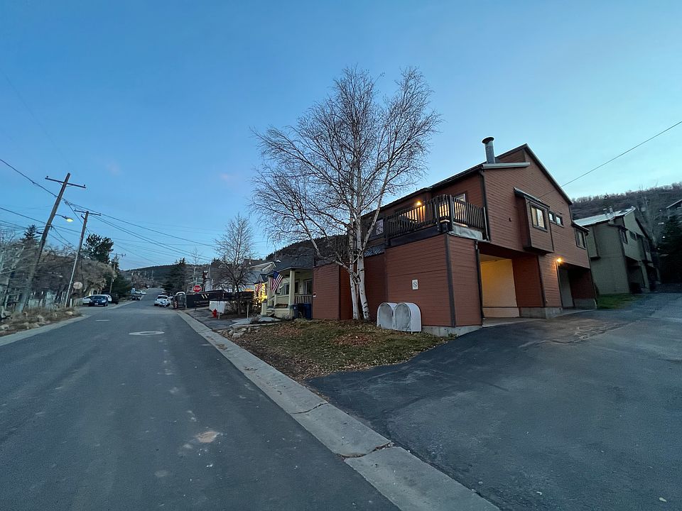 1st image of 1113 Woodside Ave