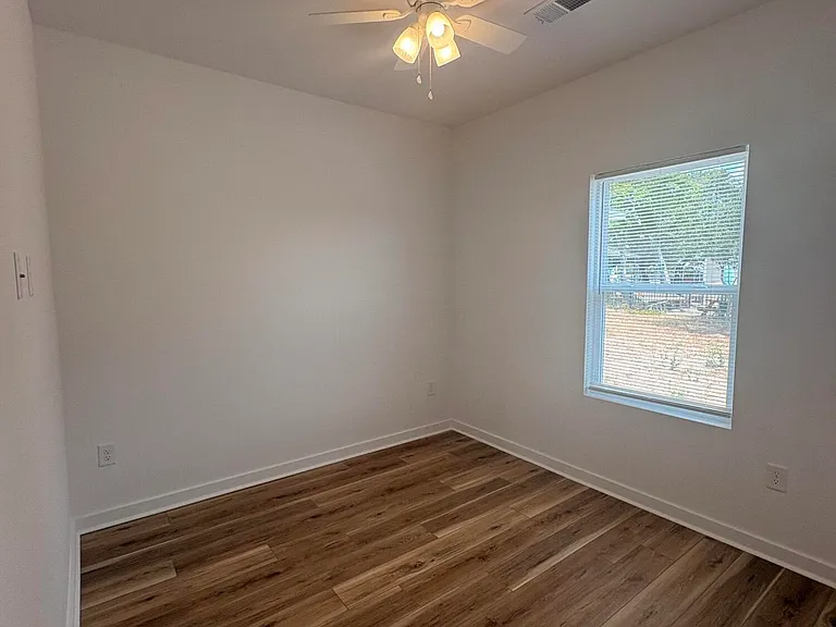 2342 Jolly Roger Dr SW — Photo 9