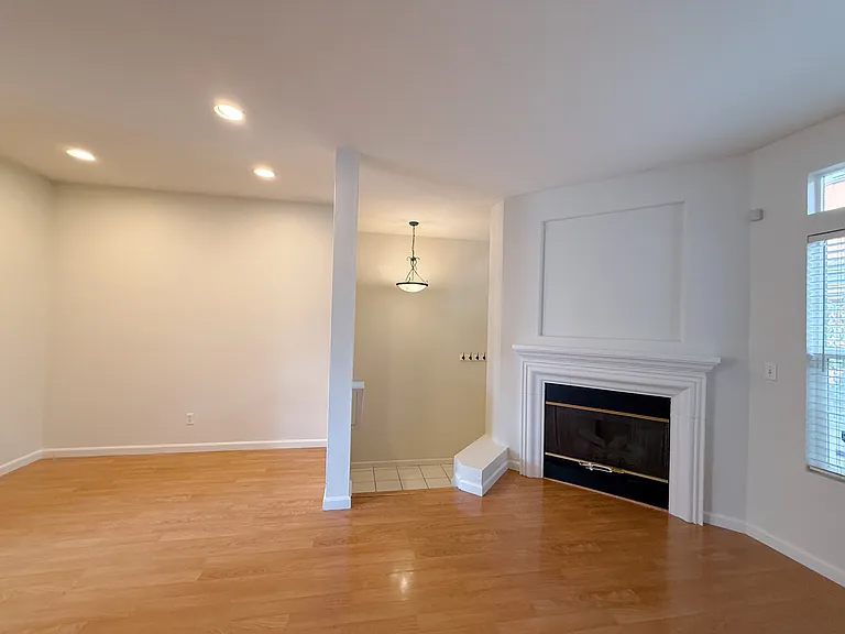 Flex Space/Sitting Room/Fireplace