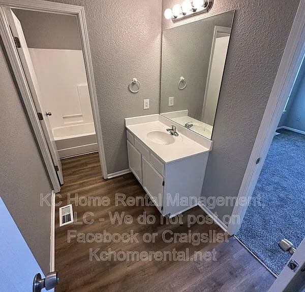 503 SW 4th St — Photo 19