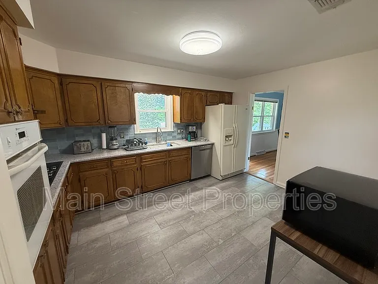 3660 Molaree Dr — Photo 12
