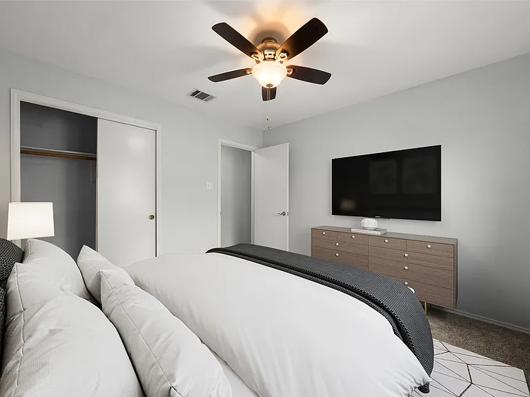 10410 Cayuse Cv — Photo 14