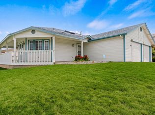 801 S 4th Street Loop, Selah, WA 98942