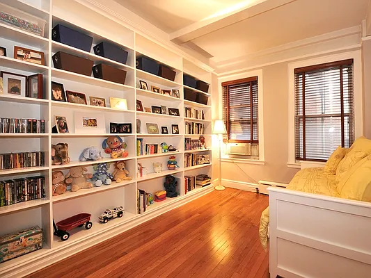 Sold by Owner | media 22