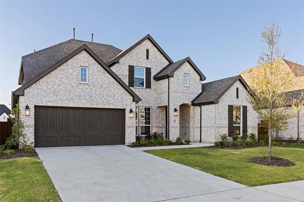 5 bed, 4.0 bath, 3253 sqft, $4,790 — Photo 2