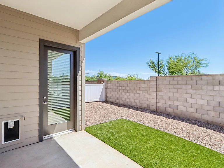Cadia Queen Creek — Photo 15