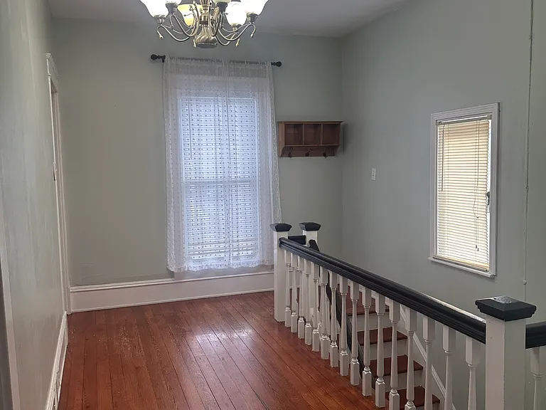 315 E Columbia Ave — Photo 11