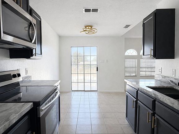 5th image of 1220 E Fremont St APT 6