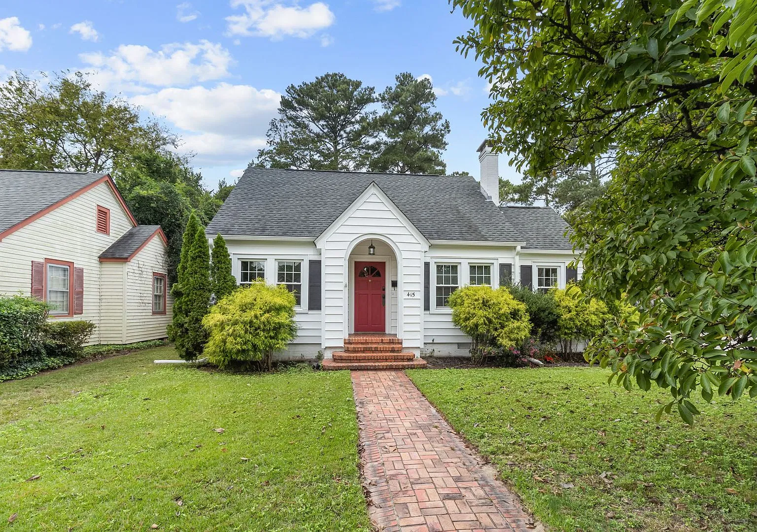 4 Bedroom 3 Bath in Haymount- Available through June 1, 2027 only! — Photo 1