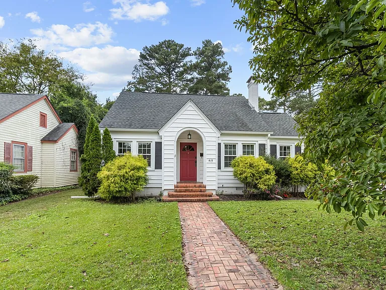 415 Cape Fear Ave — Photo 1
