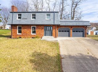 5040 Dividend Dr, Washington, PA