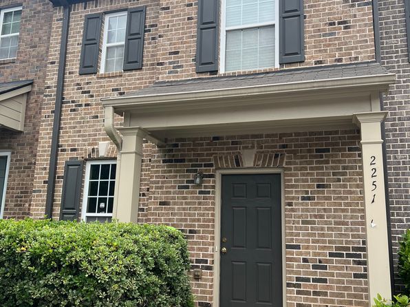 2251 Bayrose Cir