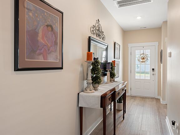 4th image of 158 Southwind Run