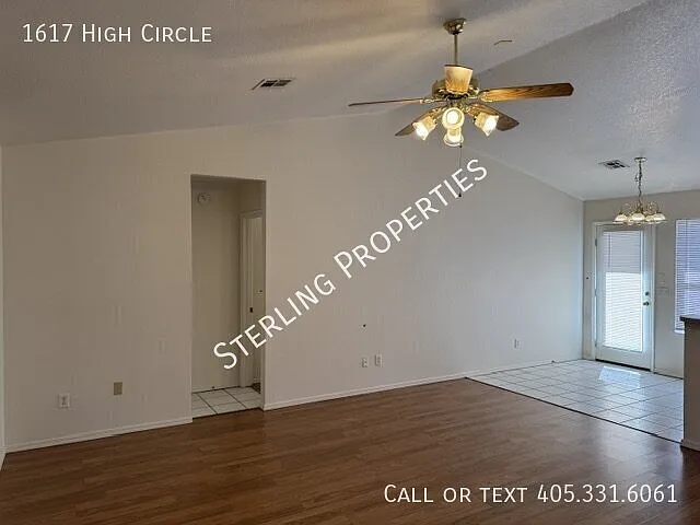 3 bed, 1244 sqft, $1,295 — Photo 4